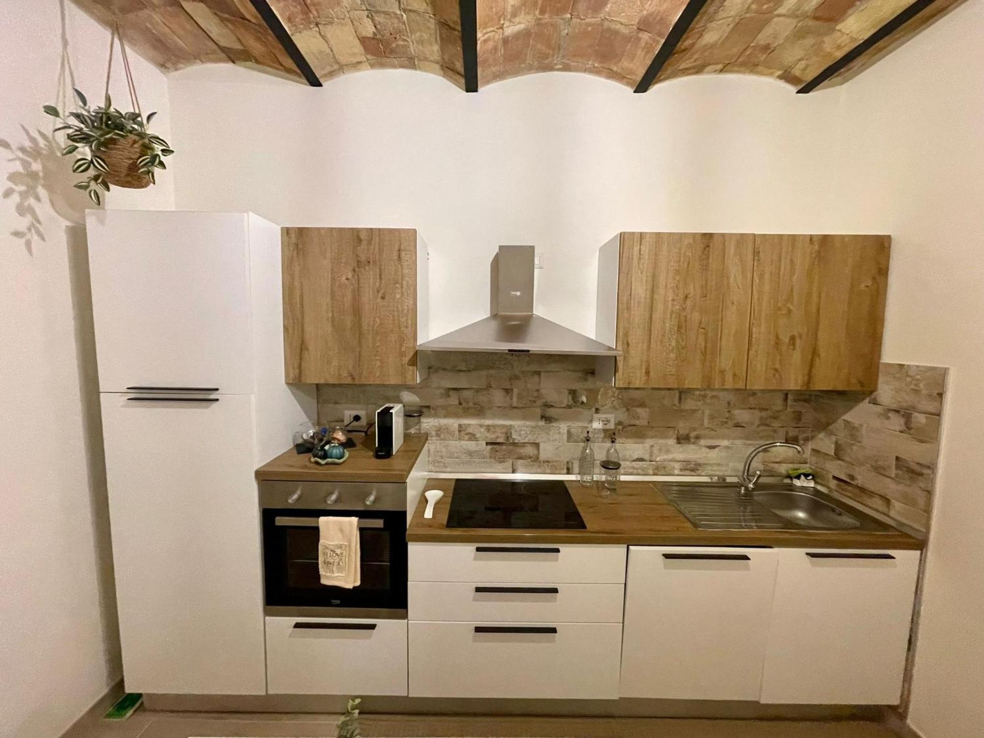 Casa Vacanze - La Torre - Appartamento Марта Экстерьер фото