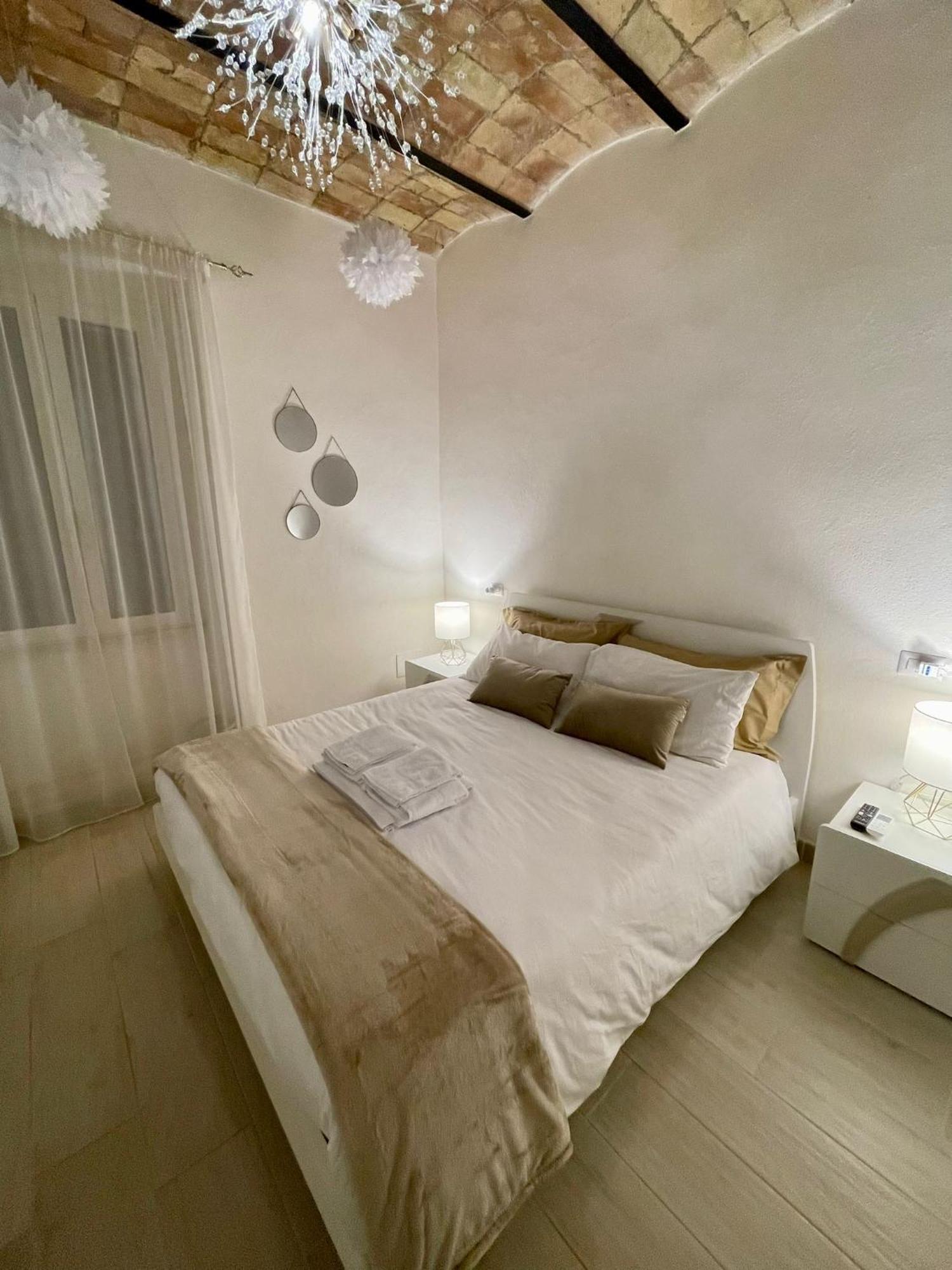 Casa Vacanze - La Torre - Appartamento Марта Экстерьер фото